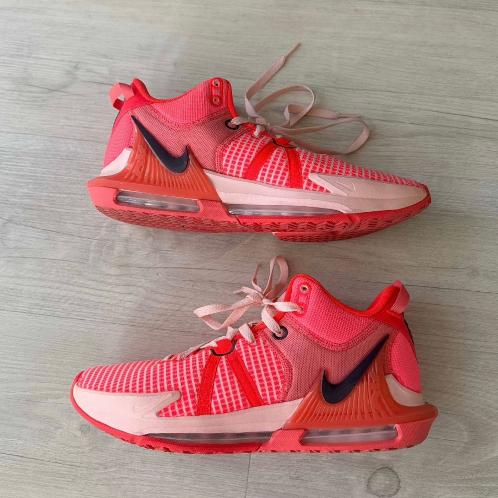 Nike Lebron Witness 7 VII Men's Size 11 Infrared Basketball Shoes DM1123 600
